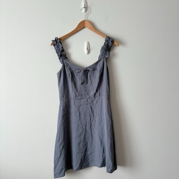 Aritzia Sunday Best Flirt Ruffle Dress Dusty Blue Grey Size 8 - Picture 3 of 7